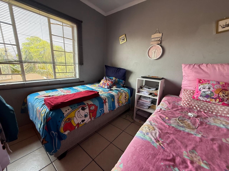 2 Bedroom Property for Sale in Rustenburg Central North West